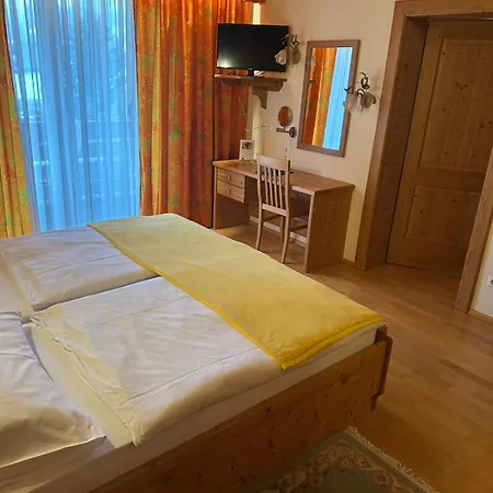 Hotel Paradiesquelle Smart *