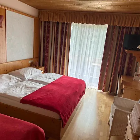 Hotel Paradiesquelle Smart Puchberg am Schneeberg